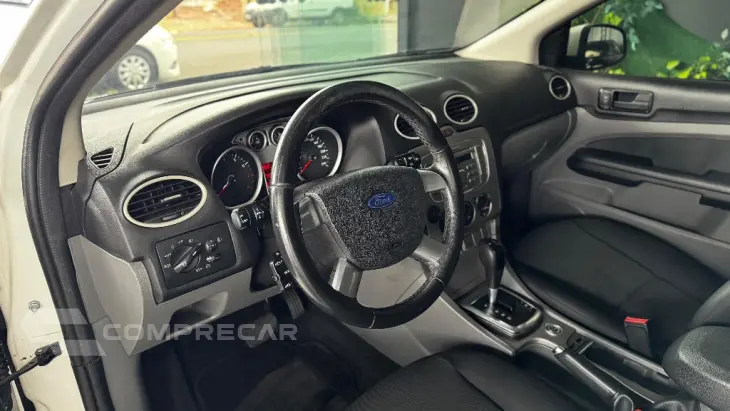 Focus 2.0 16V/SE/SE Plus Flex 5p Aut.