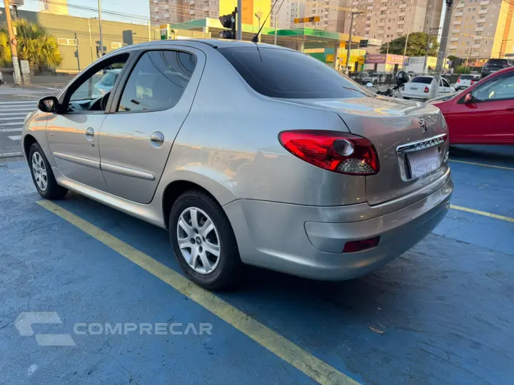 207 Sedan