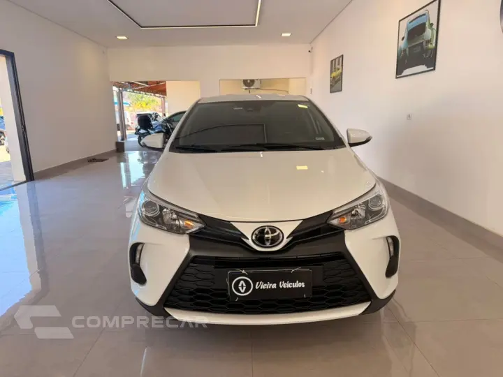 Yaris Sedan 1.5 16V 4P FLEX XS CONNECT MULTIDRIVE AUTOMÁTICO