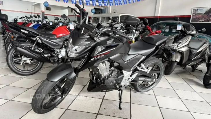CB 300F TWISTER CBS
