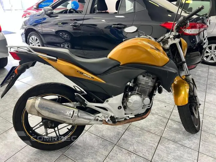 CB 300 R