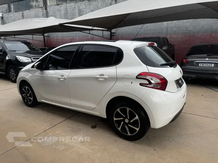 208 1.6 16V 4P FLEX ALLURE AT6 AUTOMÁTICO