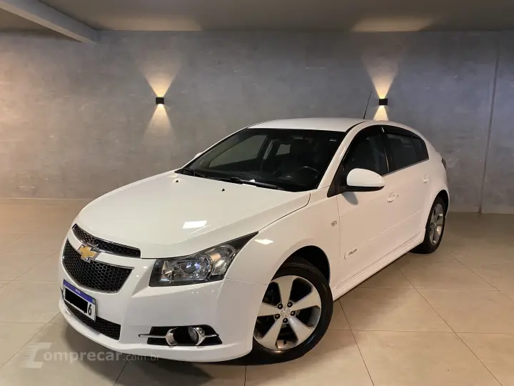 CRUZE 1.8 LT Sport6 16V