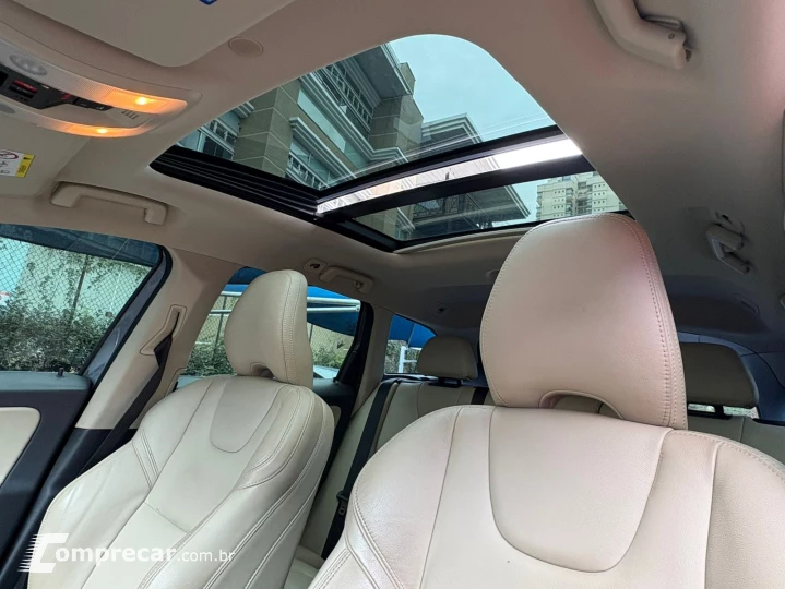 XC60 2.4 D5 Momentum AWD