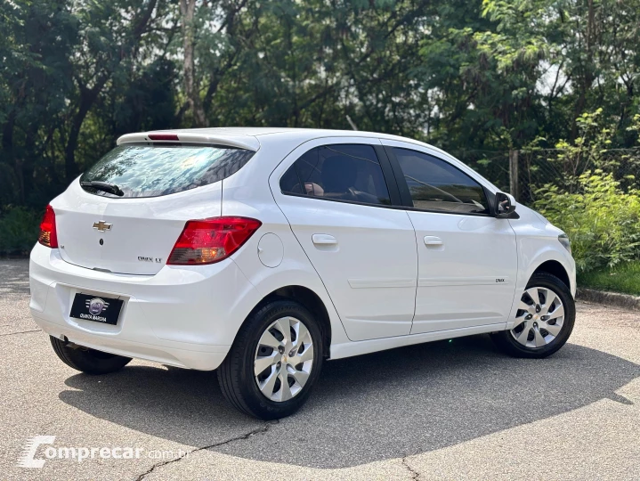 Onix 1.4 LT SPE/4