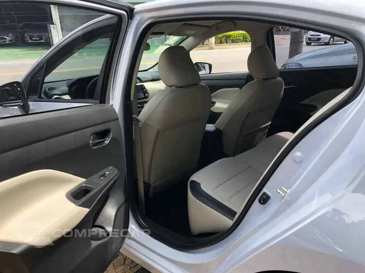 Versa 1.6 16V Flex Exclusive Xtronic