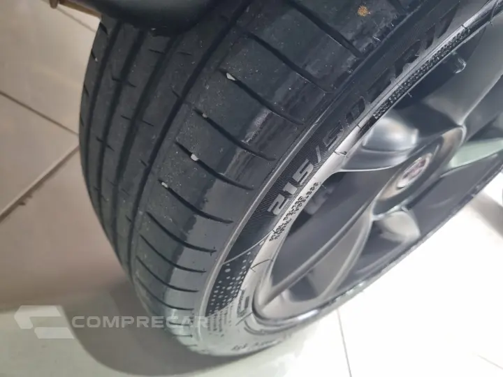STRADA 1.8 MPI Trekking CS 8V