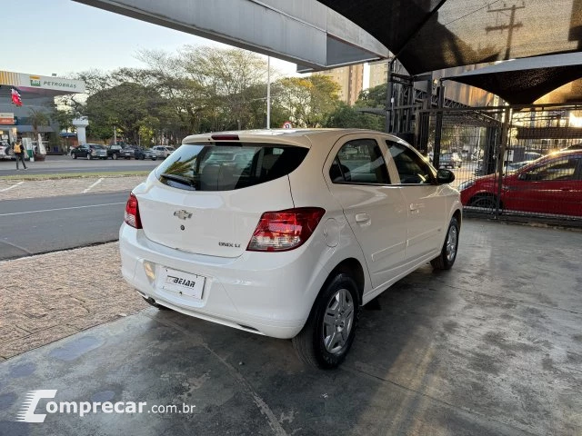 ONIX - 1.0 MPFI LT 8V 4P MANUAL