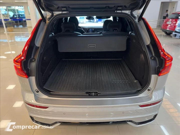 XC60 2.0 T8 Recharge Ultimate Dark AWD Geartronic