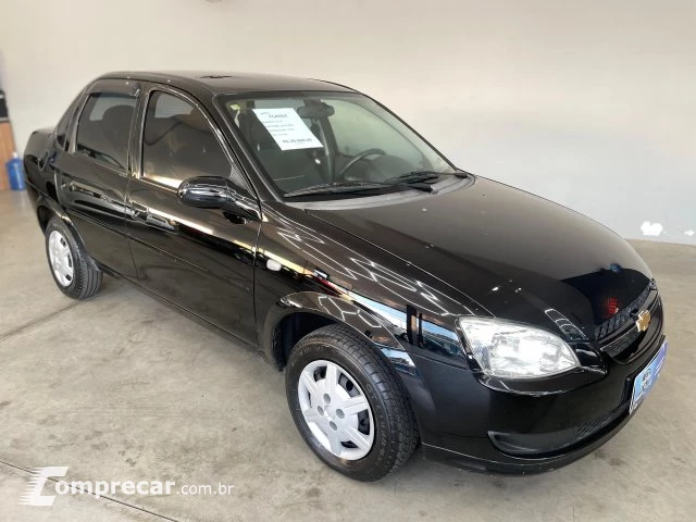 CLASSIC - 1.0 MPFI LS 8V 4P MANUAL