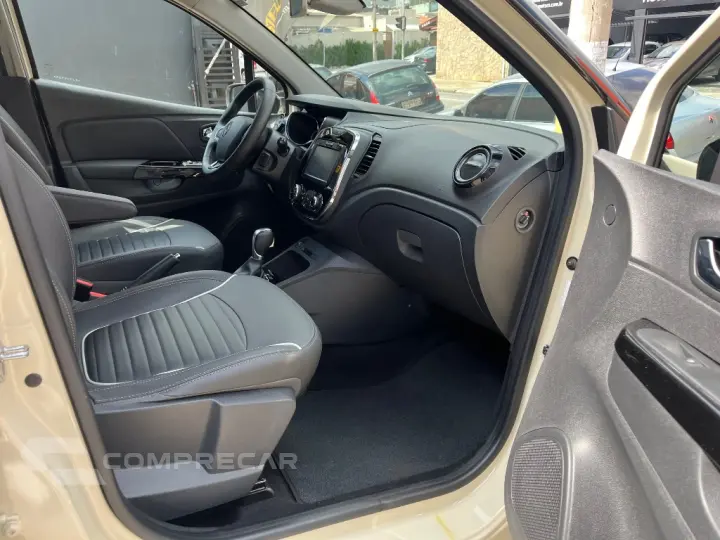 CAPTUR Intense 1.6 16V Flex 5p Aut.