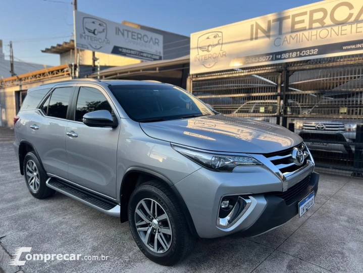 HILUX SW4 2.8 D-4d Turbo SRX 4X4