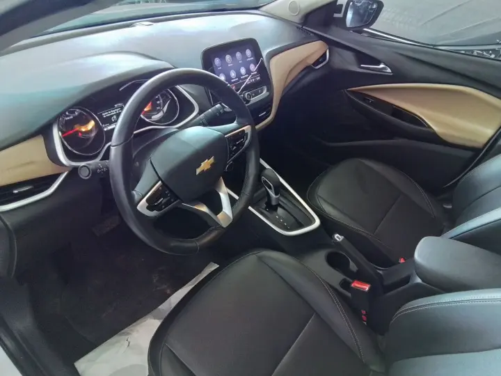 ONIX 1.0 TURBO FLEX PLUS PREMIER AUTOMÁTICO