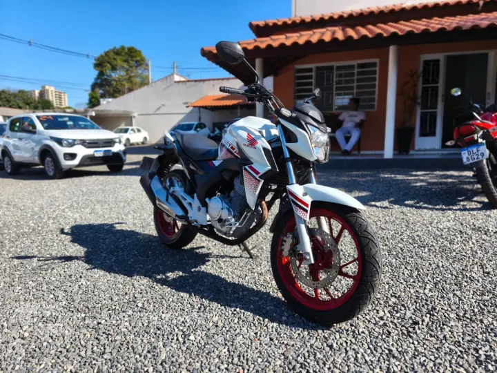 CB 250F TWISTER CBS