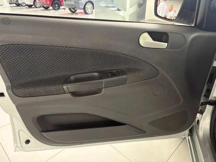 Voyage 1.6 Trendline (Flex)