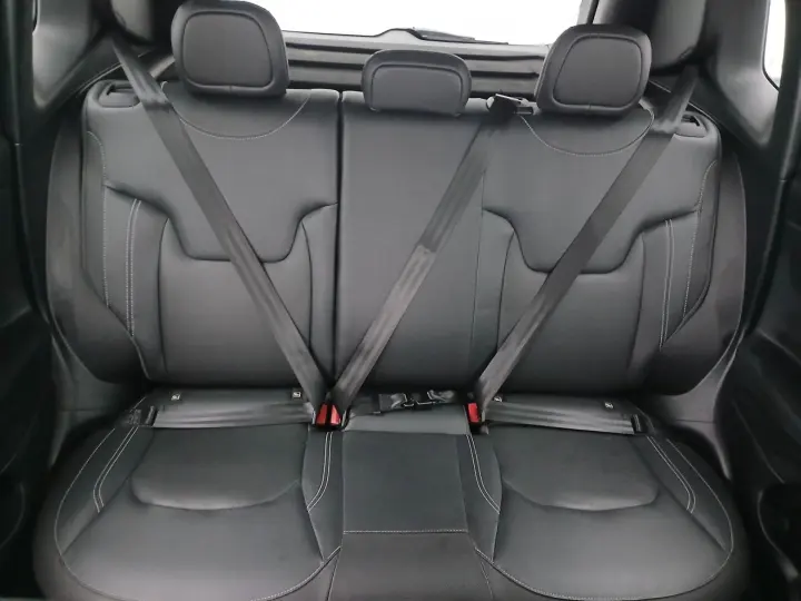 RENEGADE 1.3 T270 TURBO FLEX LONGITUDE AT6