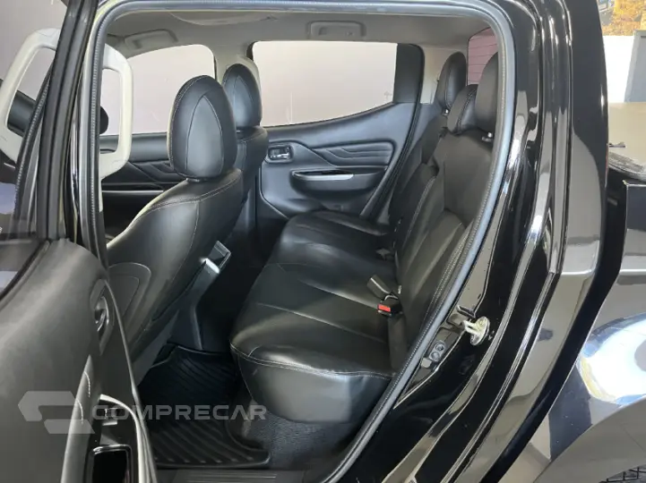 L200 TRITON 2.4 16V Turbo Sport Hpe-s CD 4X4