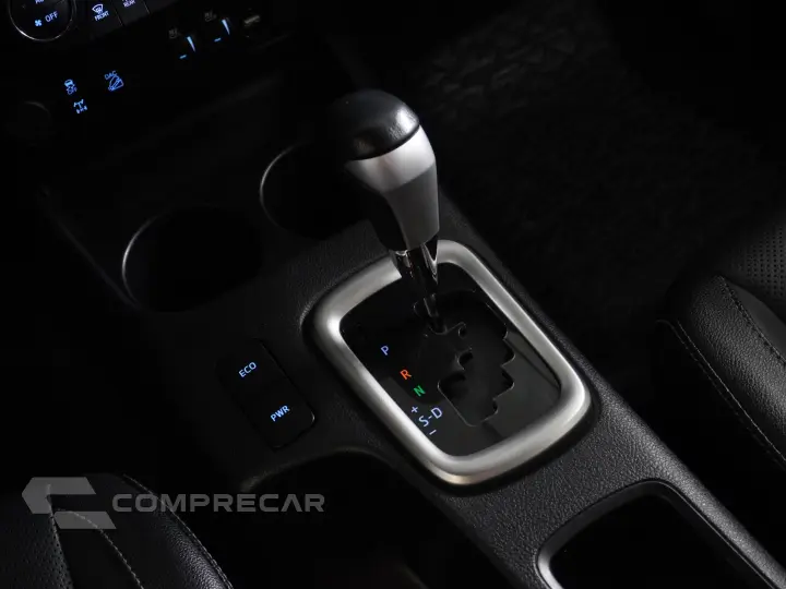 HILUX 2.8 D-4D TURBO DIESEL CD SRX 4X4 AUTOMÁTICO