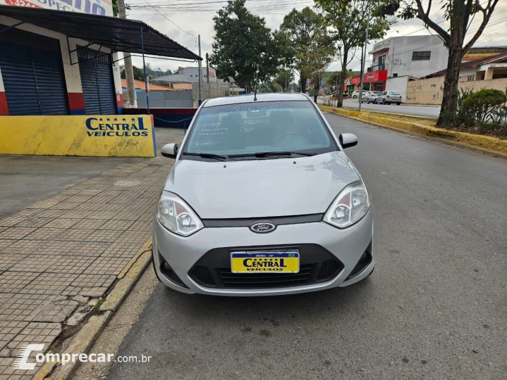 FIESTA 1.6 Rocam SE Sedan 8V