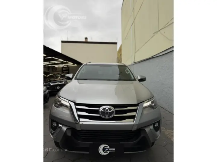 HILUX SW4 2.8 SRX 4X4 16V TURBO INTERCOOLER DIESEL 4P AUTOMÁ