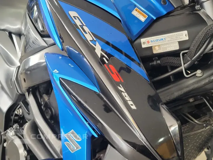 GSX-S GSX-S 750