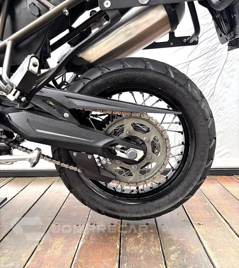 TRIUMPH TIGER 800 XCA