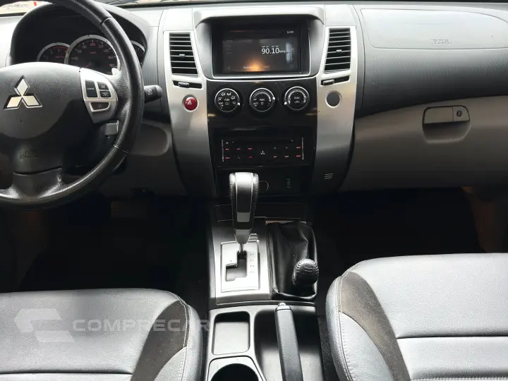 PAJERO 3.2 HPE 4X4 7 LUGARES 16V TURBO INTERCOOLER DIESEL 4P