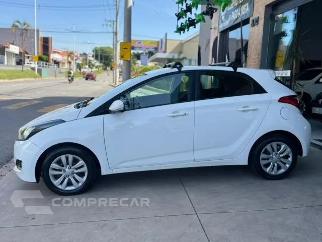 HB20 - 1.6 COMFORT PLUS 16V 4P AUTOMÁTICO