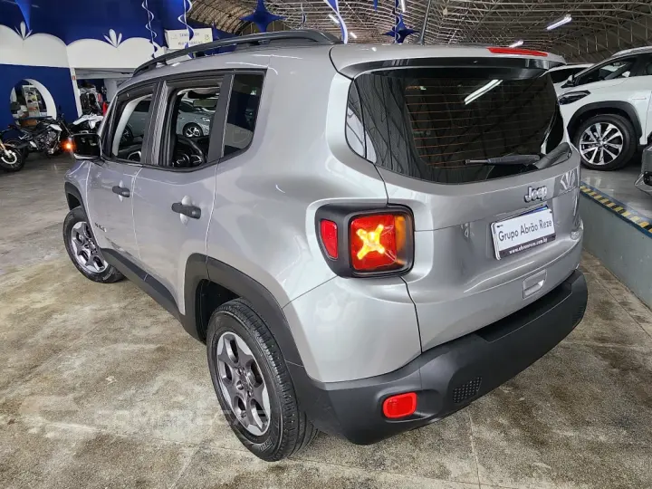 RENEGADE 1.8 16V FLEX 4P AUTOMÁTICO