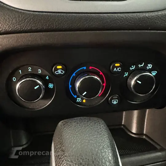 Ka 1.5 Sedan SE Plus 12V Flex 4p Aut.