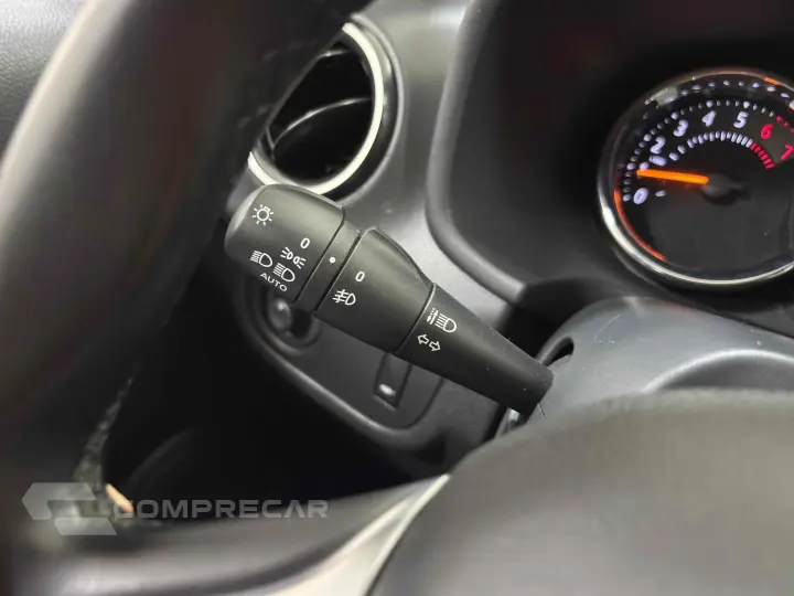 SANDERO 1.6 16V SCE FLEX STEPWAY ICONIC X-TRONIC