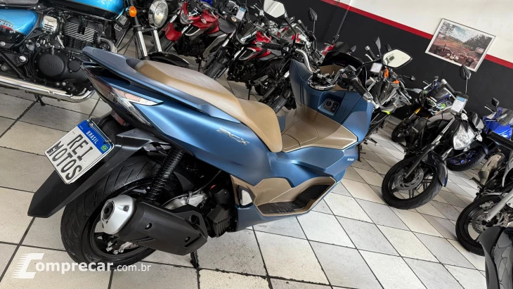 PCX DLX 160C ABS