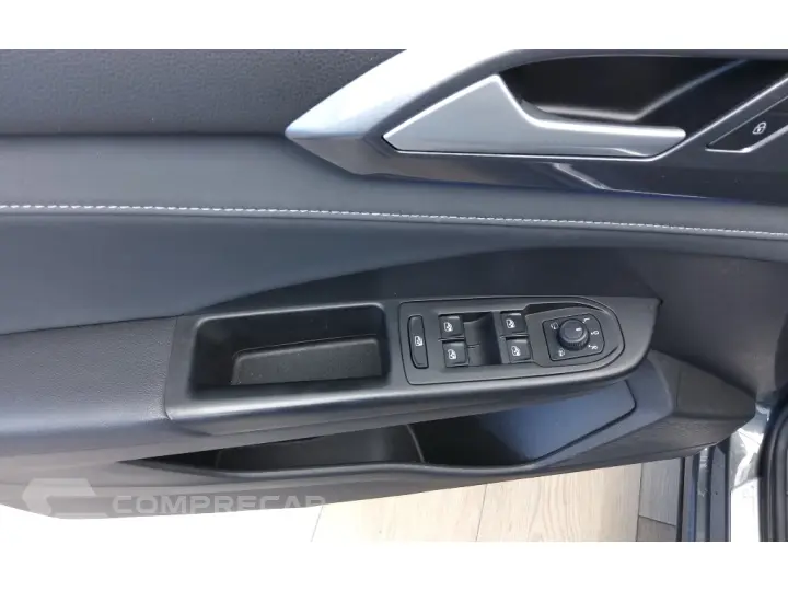 TAOS 1.4 250 TSI TOTAL FLEX HIGHLINE AUTOMÁTICO