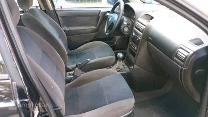ASTRA 2.0 MPFI Elegance Sedan 8V Multipower