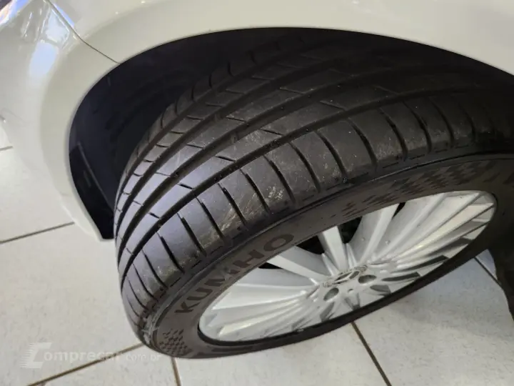 C 180 1.6 16V 4P CGI EXCLUSIVE TURBO AUTOMÁTICO