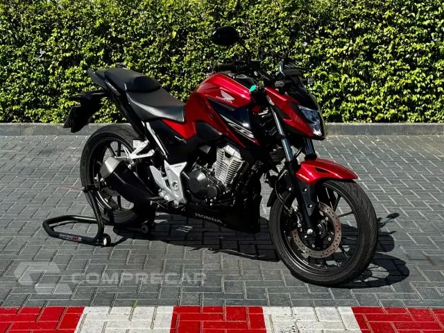 CB 300F TWISTER ABS - STREET