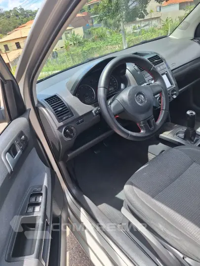 POLO SEDAN 1.6 8V