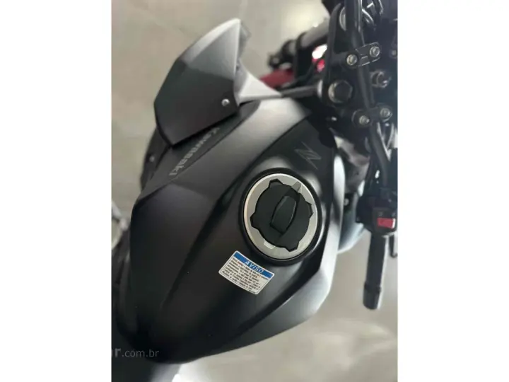 Z 400 SE