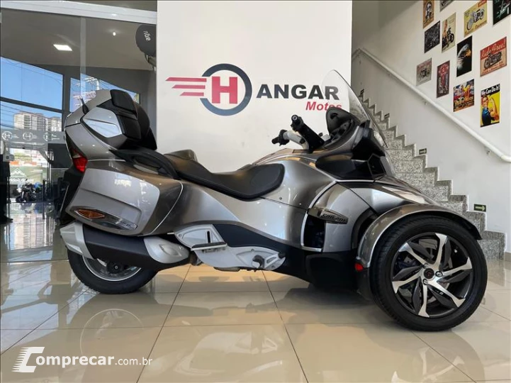 CAN AM SPYDER RT S