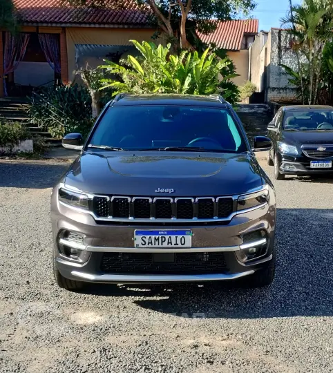 COMMANDER 1.3 T270 Turbo Limited