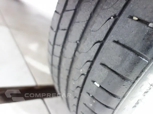 FOX - 1.6 MI 8V 4P MANUAL