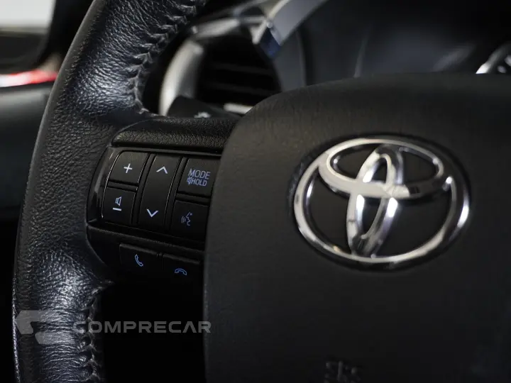 HILUX 2.8 D-4D TURBO DIESEL CD SRX 4X4 AUTOMÁTICO