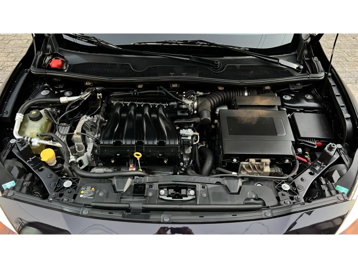 FLUENCE 2.0 DYNAMIQUE PLUS 16V FLEX 4P AUTOMÁTICO