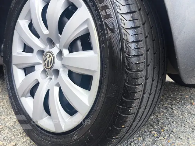 FOX - 1.0 MI 8V 4P MANUAL