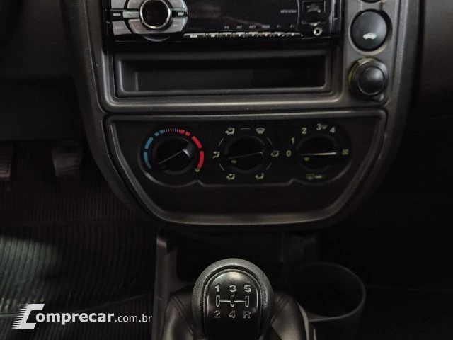 PUNTO - 1.4 ATTRACTIVE 8V 4P MANUAL