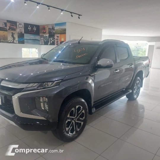 L200 TRITON 2.4 16V Turbo Sport Hpe-s CD 4X4