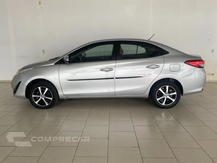 YARIS 1.5 16V Sedan XS Connect