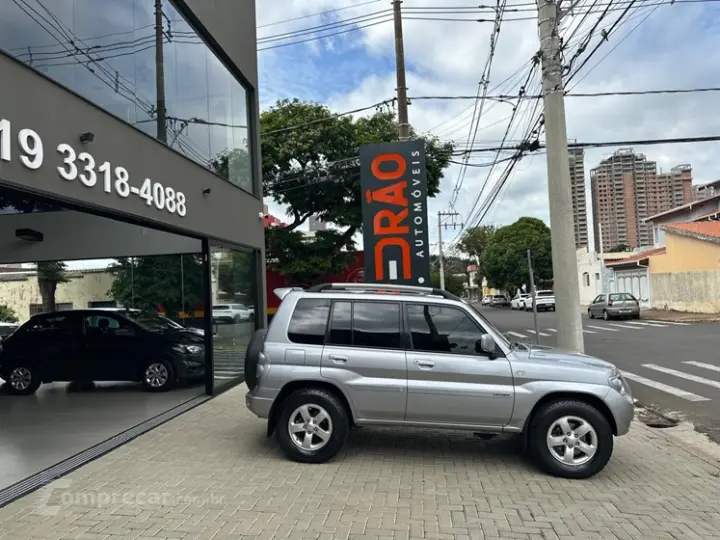 PAJERO TR4