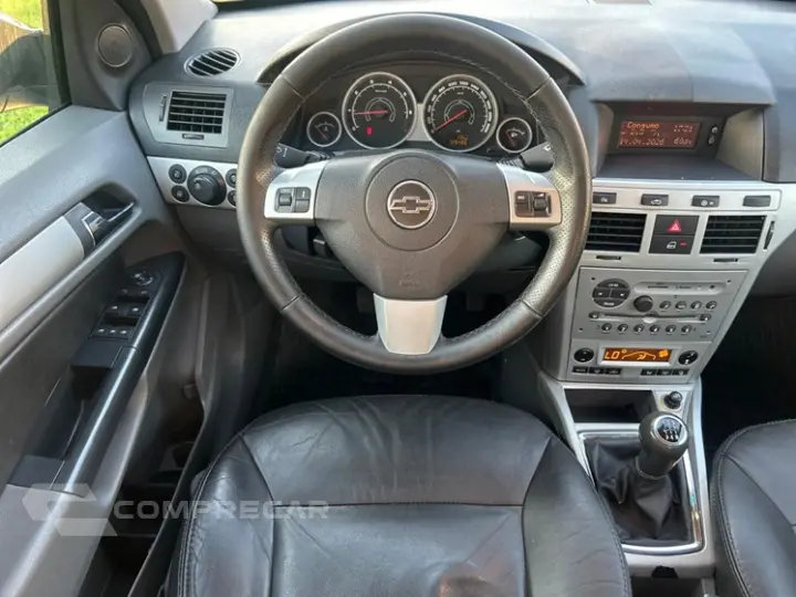 VECTRA 2.0 MPFI Elegance 8V 140cv