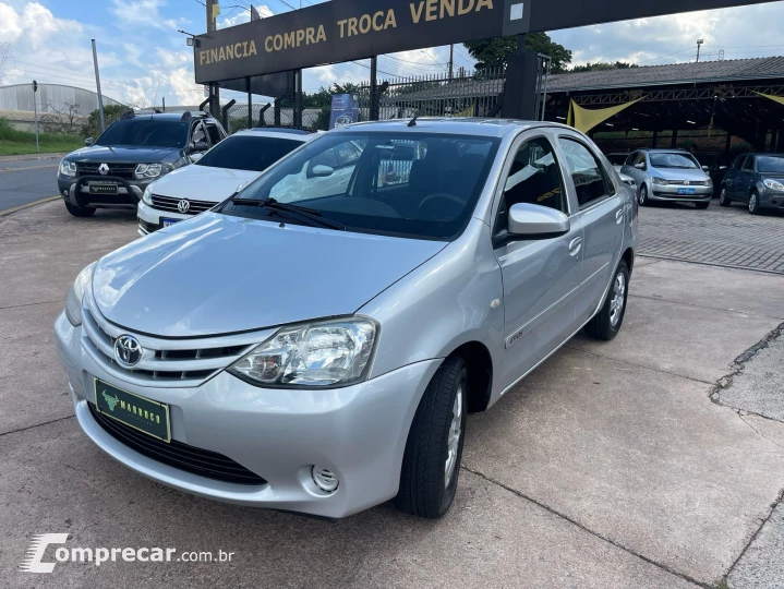 ETIOS 1.5 X Sedan 16V